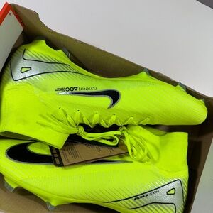 Nike Mercurial Superfly 10 Pro FG High-Top Soccer Cleats NWT